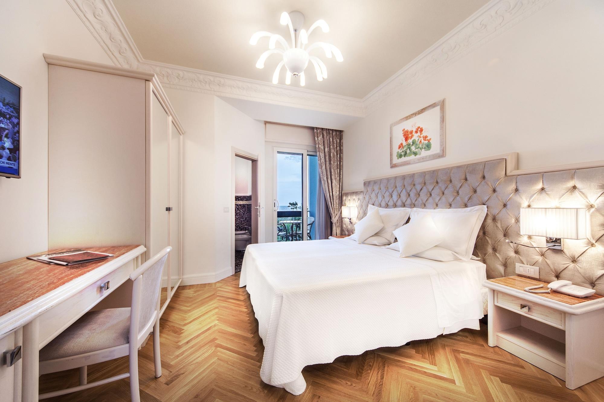 Hotel Aurelia Milano Marittima Buitenkant foto