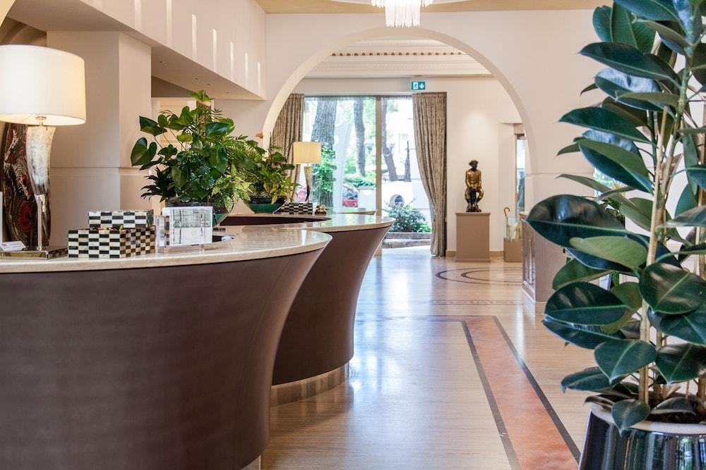 Hotel Aurelia Milano Marittima Buitenkant foto