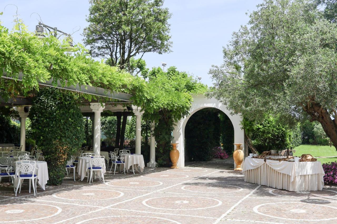 Hotel Aurelia Milano Marittima Buitenkant foto